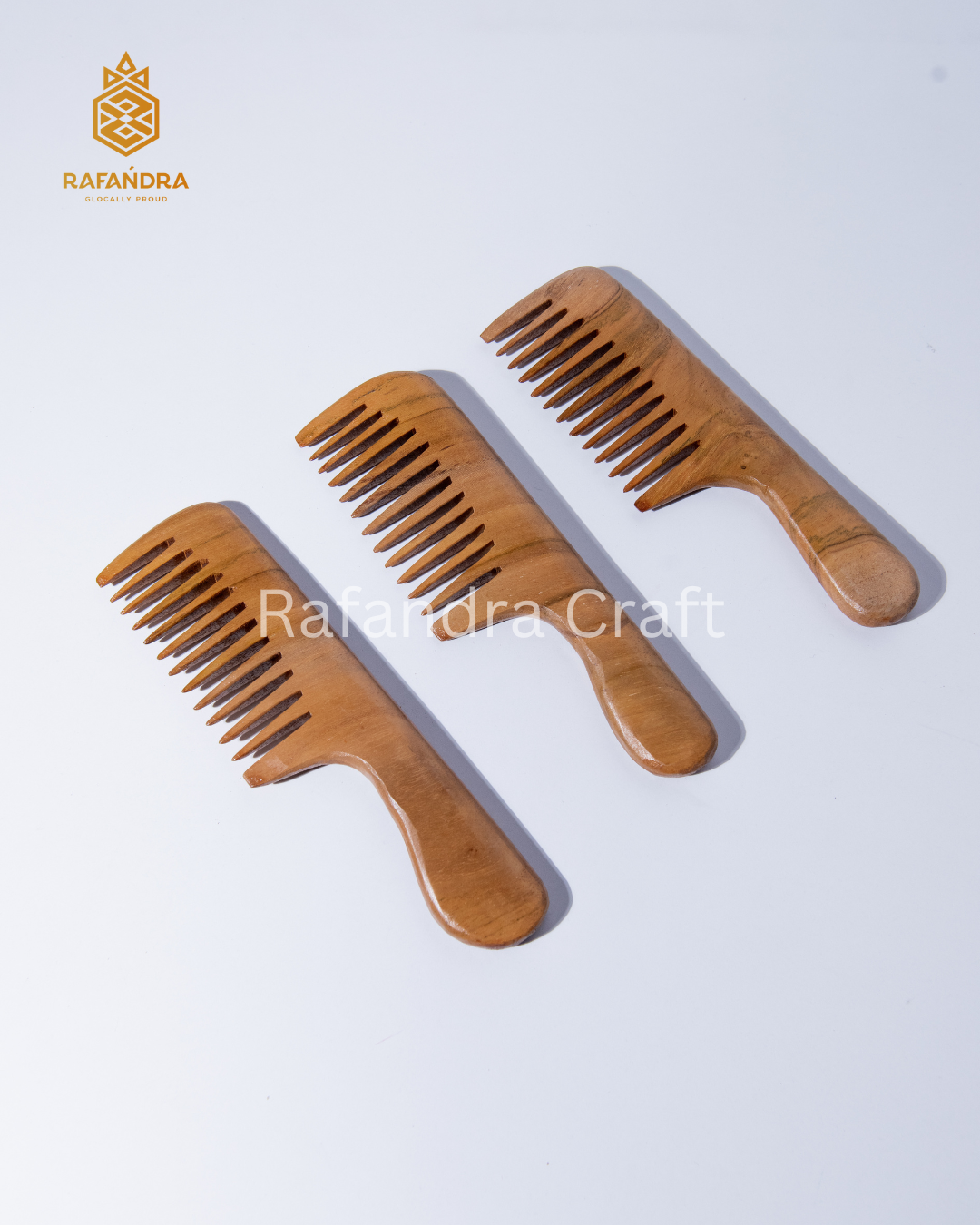 Combs made of Teak Ananta Wood (PC-SR1)